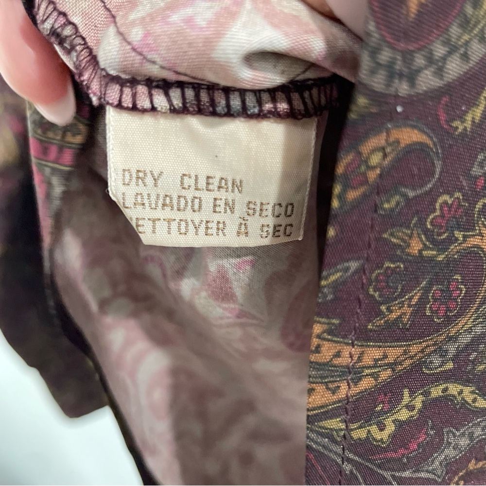 Jones New York Silk Paisley Button Up Longsleeve - Picture 12 of 13